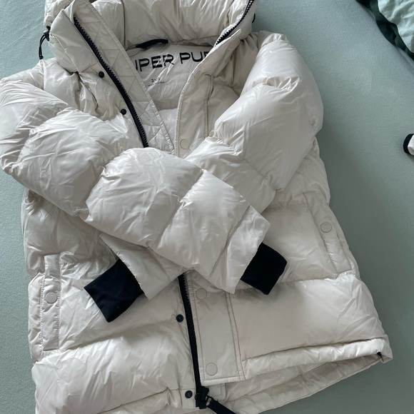 Aritzia tna super puff jacket xxxs gloss birch/white - Picture 2 of 9